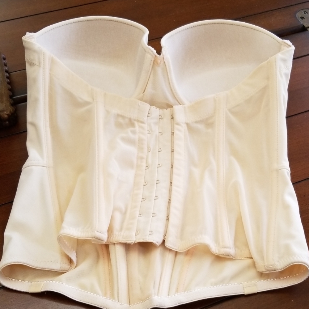 CASSANDRA 😍 PUSH UP BODICE - Picture 4 of 8